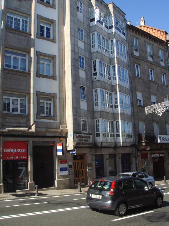 سانتياغو دي كومبوستيلا Hostal Pension "Centro" المظهر الخارجي الصورة